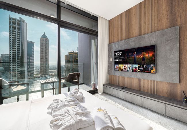 Studio in Dubai - PNB Living - Luxury Waterfront Studio - Full Canal View - Near Metro