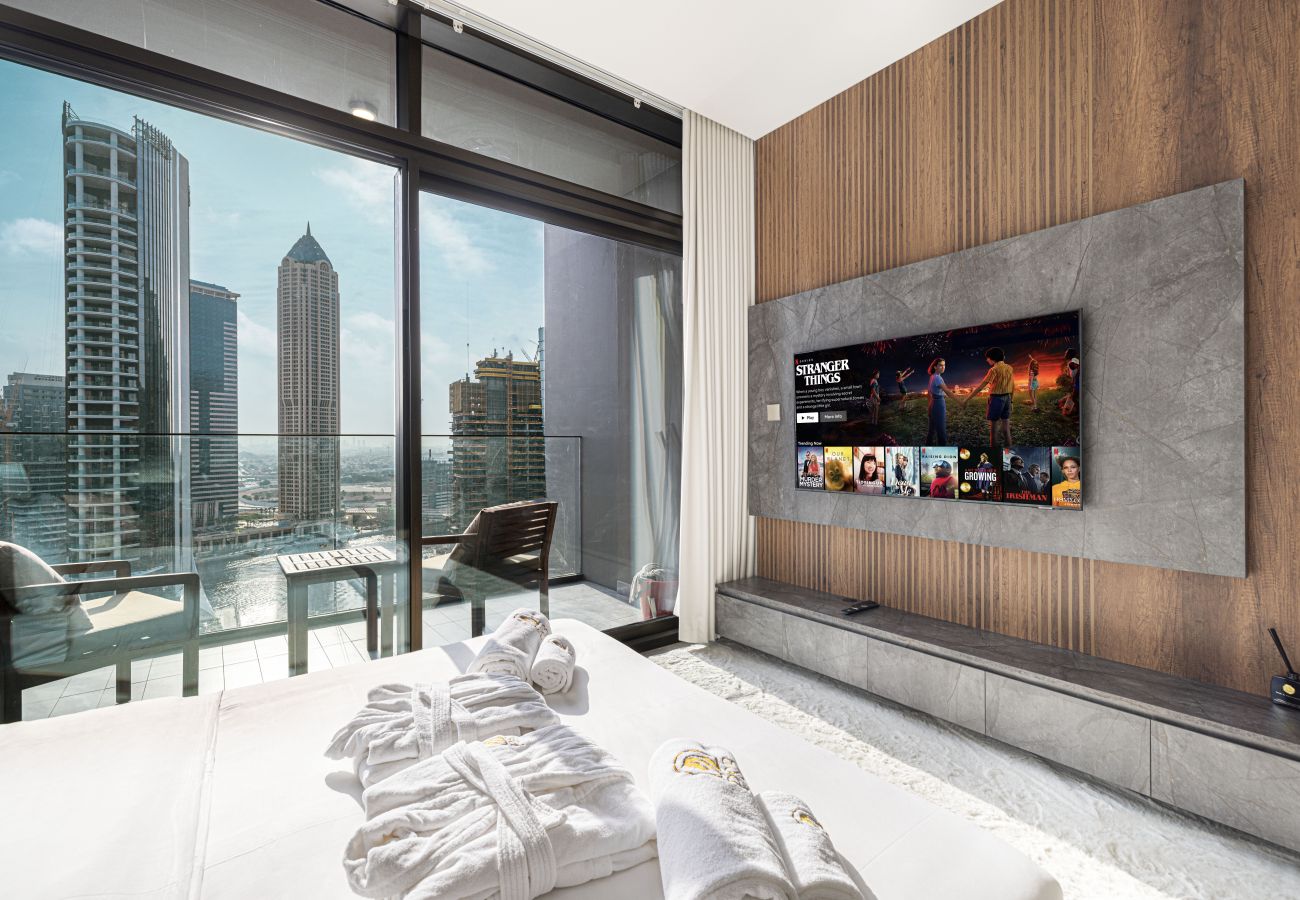 Studio in Dubai - PNB Living - Luxury Waterfront Studio - Full Canal View - Near Metro