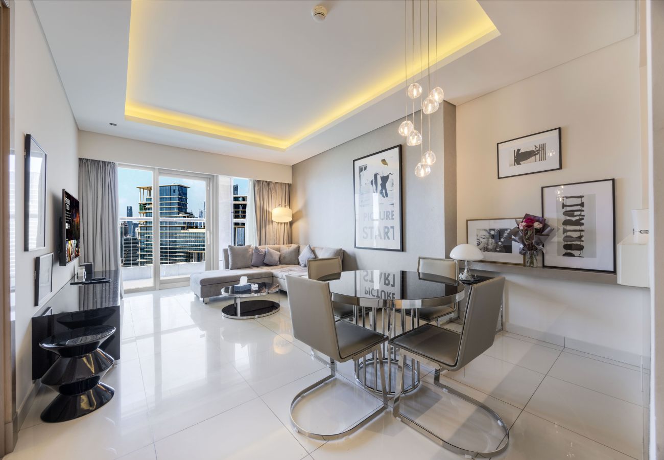 Apartment in Dubai - High Floor 1BR with Burj Khalifa View | DAMAC Paramount